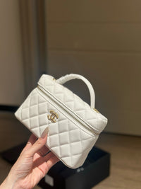 CC 26c Vanity Bag