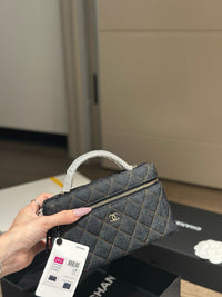 CC 26P Vanity Case with Chain