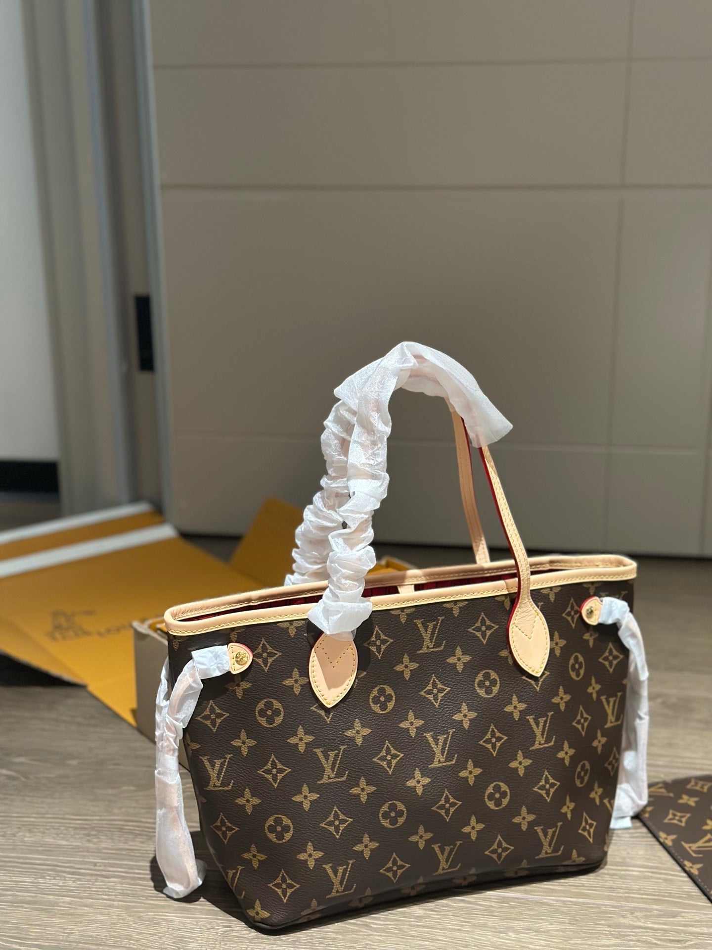 LOU Neverfull PM