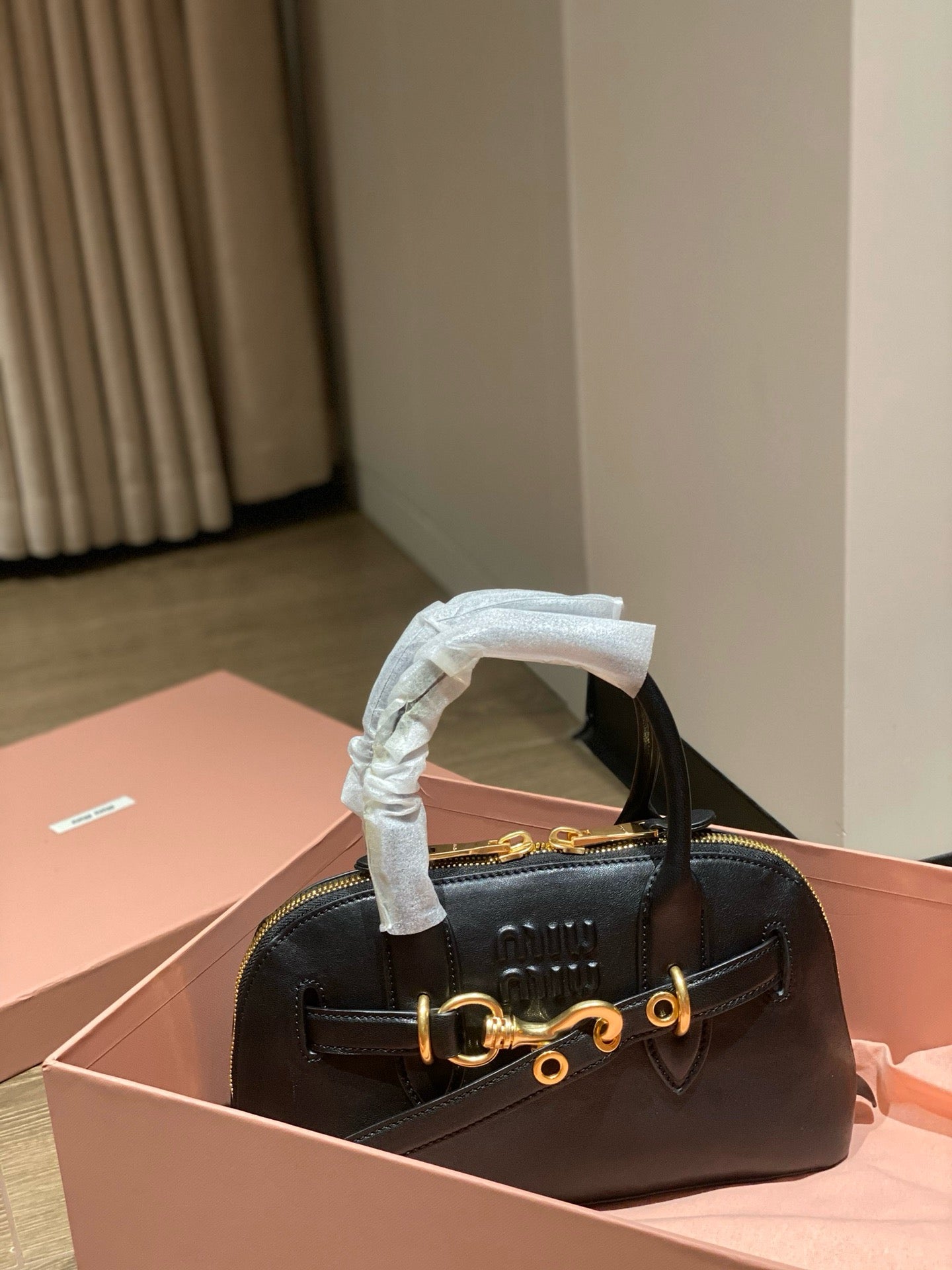 MIU M Aventure Tote Bag