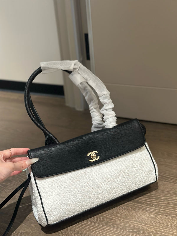 CC 26s Shopping Bag