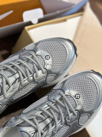 LOU Olympia Trainers