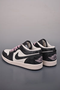 Air Jordon 1 Low SE