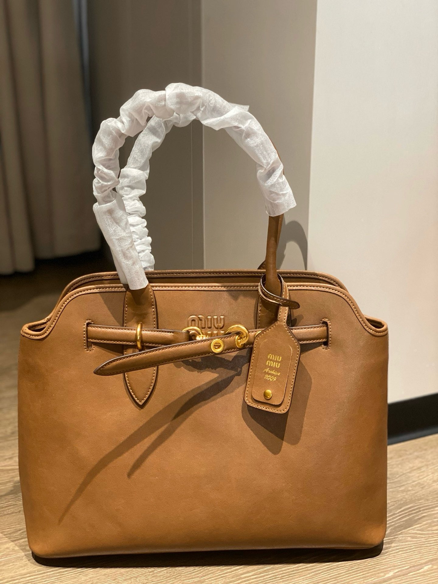 MIU M Aventure Tote Bag