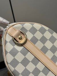 LOU Speedy 25