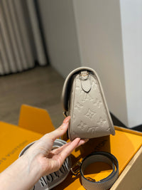 LOU Diane Bag