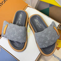 LOU Pool Pillow Mules