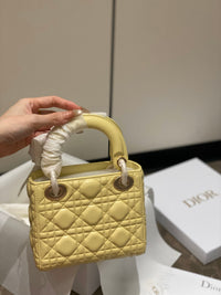 CD Mini Lady