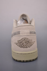 Air Jordan 1 Low SE