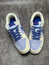 NIKE x Supreme SB Dunk Low
