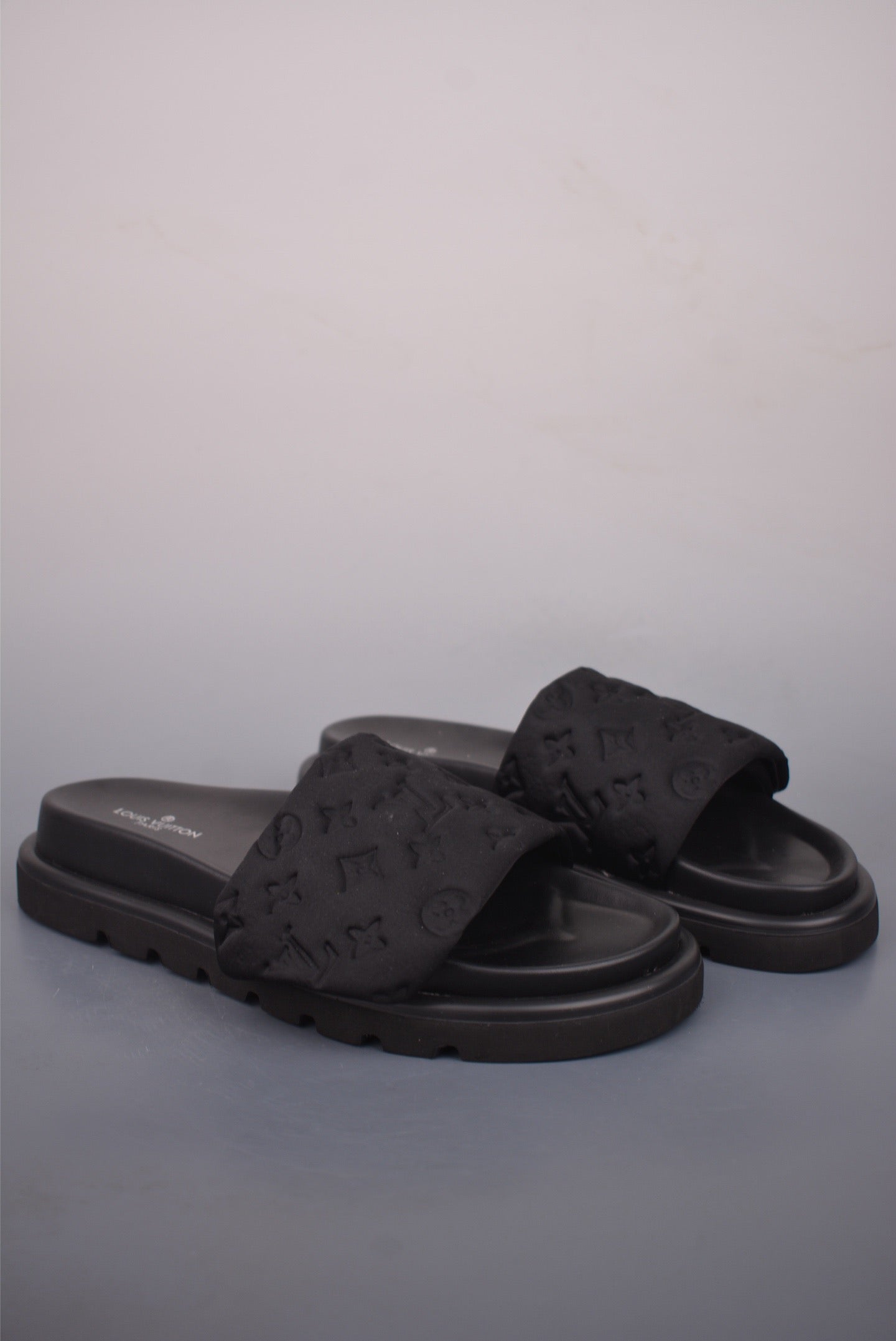 LOU Comfort Mules