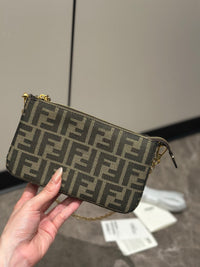 FD Baguette Pouch