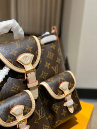 LOU Excursion Backpack
