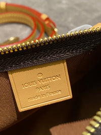 LOU Nano Speedy Bag