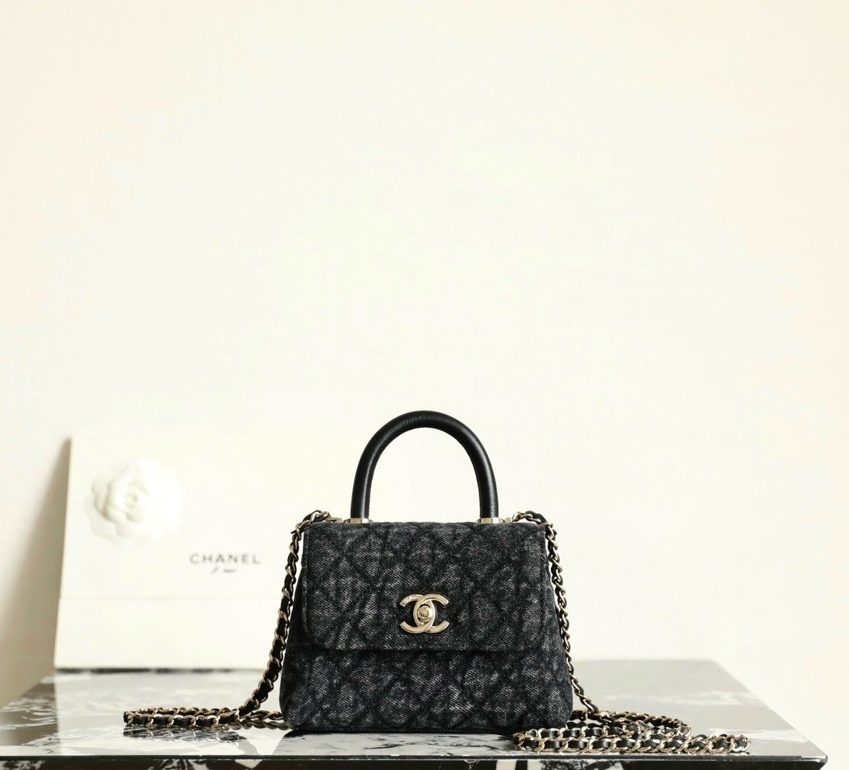 CC 26P Quilted Handle Clutch