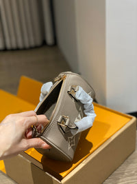 LOU Nano Bag
