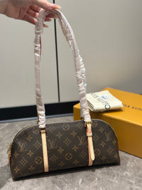 LOU Squire EW Bag