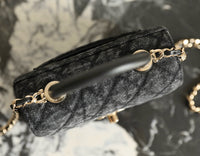 CC 26P Quilted Handle Clutch