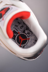 Air Jordan 4 Retro