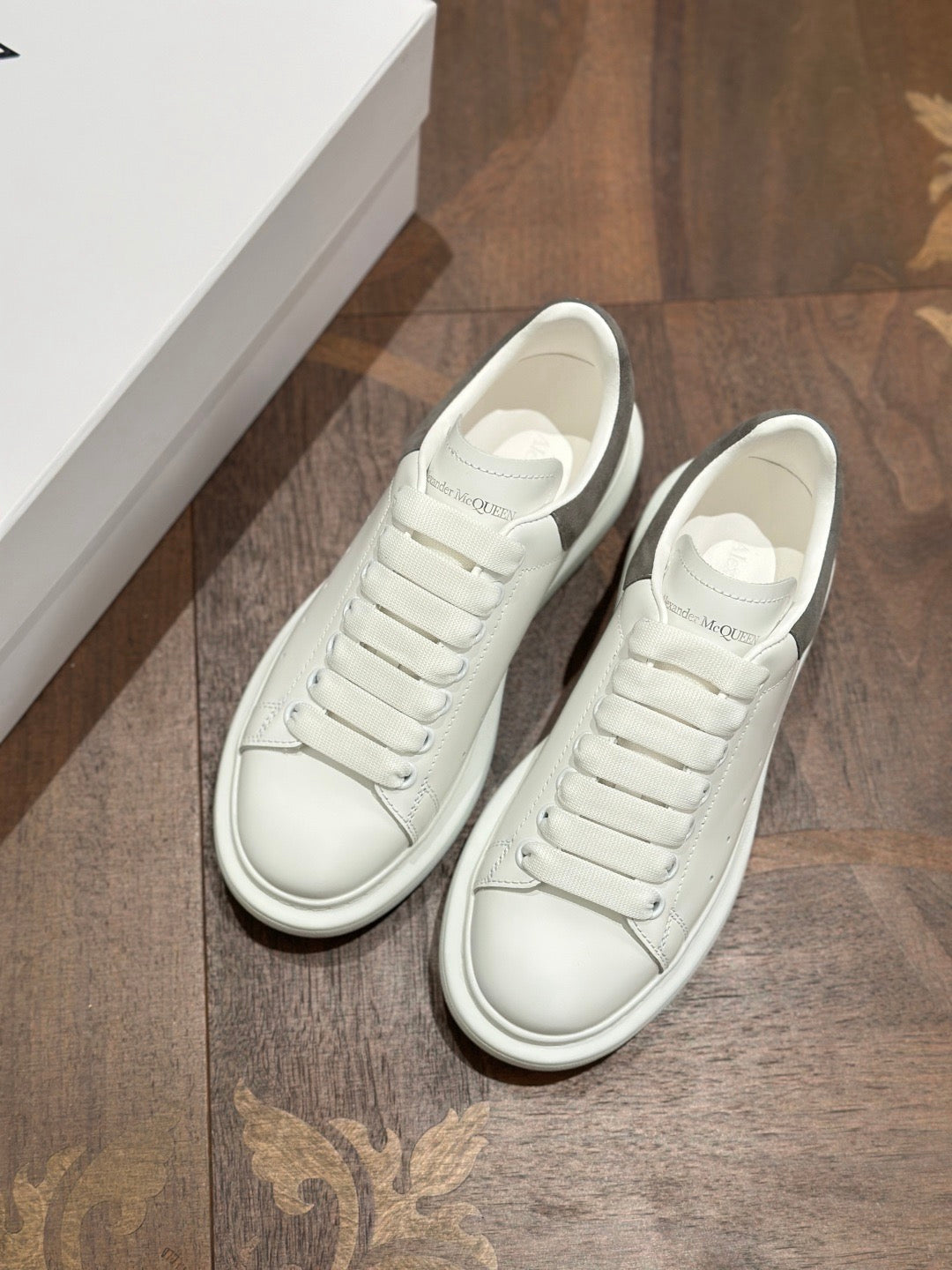 ALEXANDER MCQ Sneakers