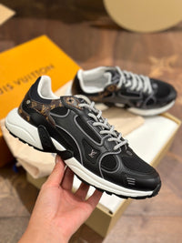 LOU Olympia Trainers