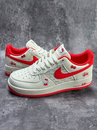 NIKE Air Force 1 x Hello Kitty