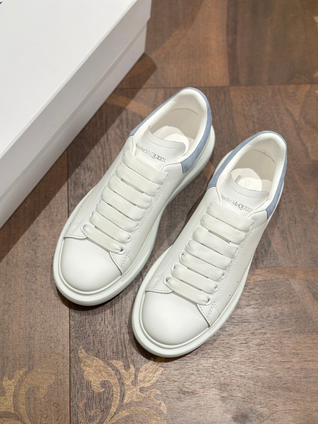 ALEXANDER MCQ Sneakers