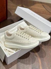 ALEXANDER MCQ Sneakers