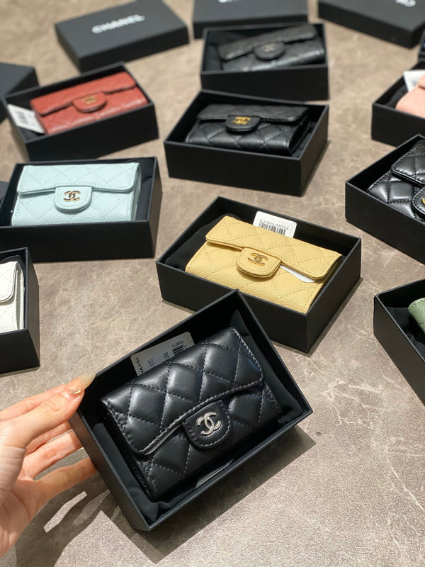 CC CF Cardholder