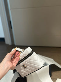 CC 26s Vanity Bag