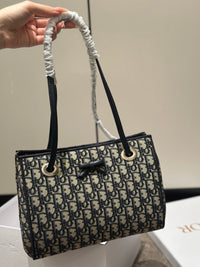 CD Small Bow Shopping Tote