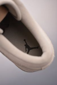 Air Jordan 1 Low SE