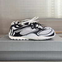 BAL Sneakers