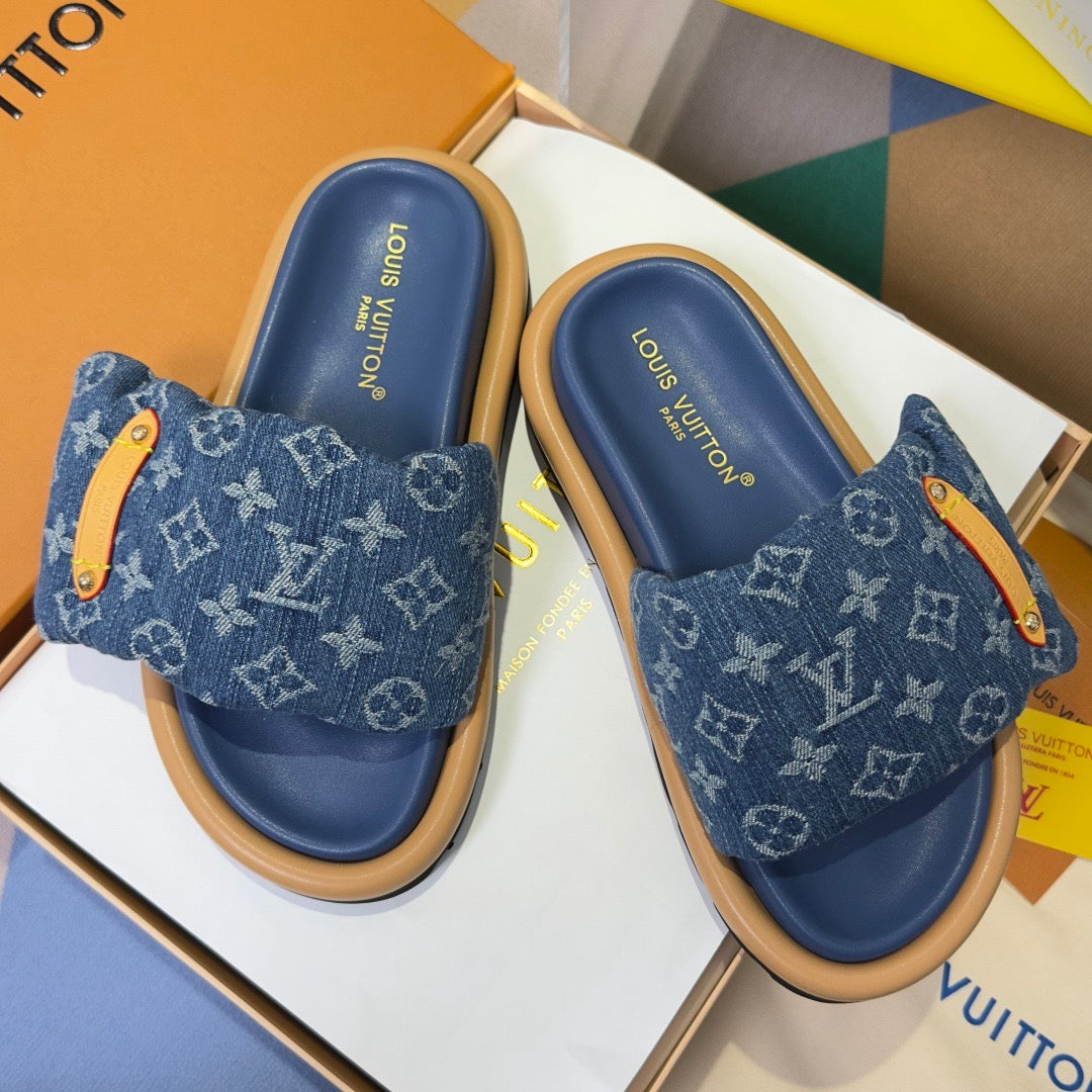 LOU Pool Pillow Mules