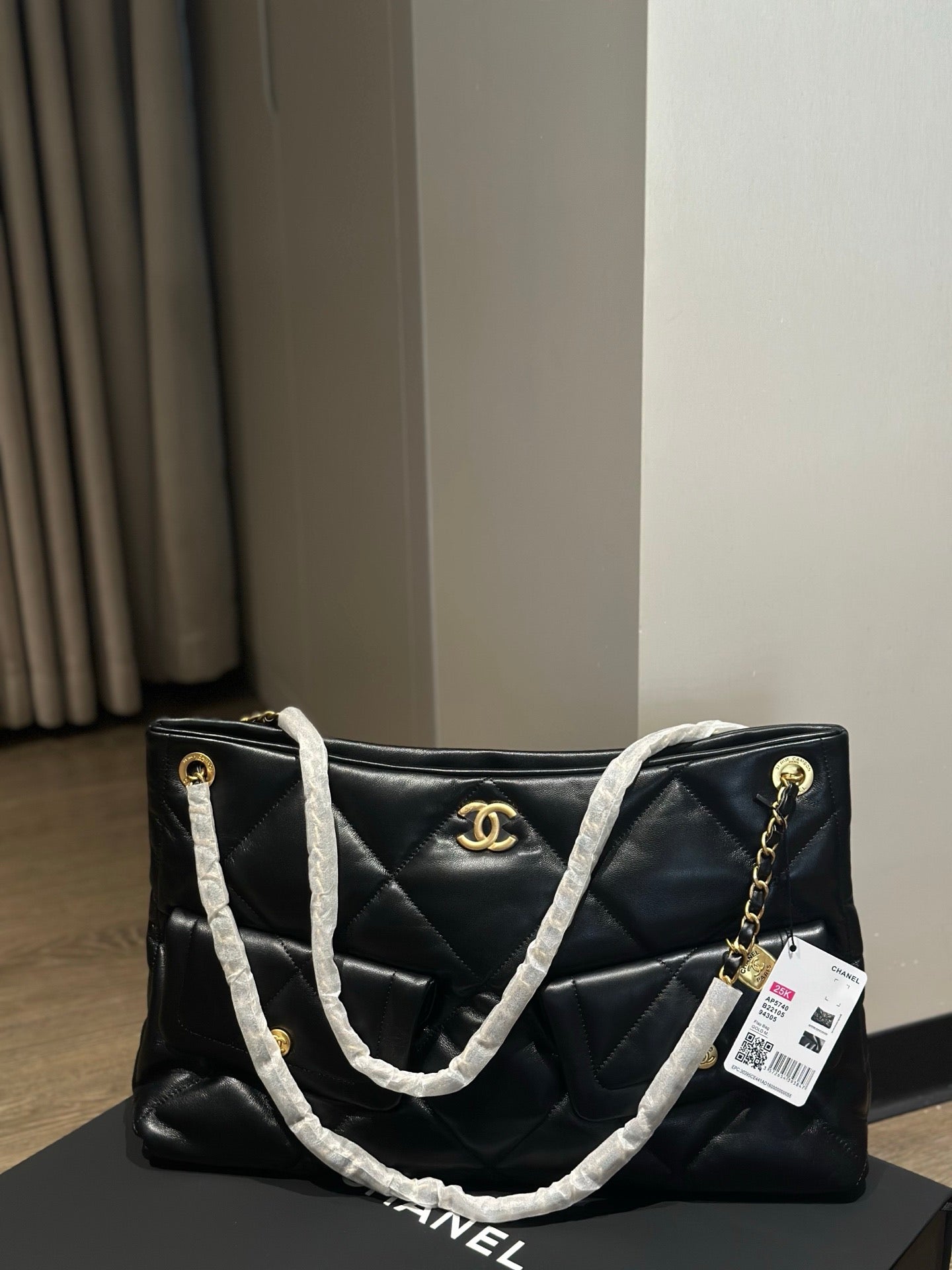 CC Maxi Hobo Bag