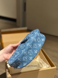 LOU Valley Pochette bag