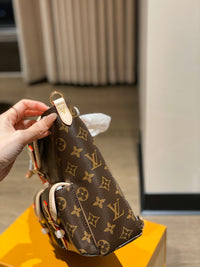 LOU Excursion Backpack