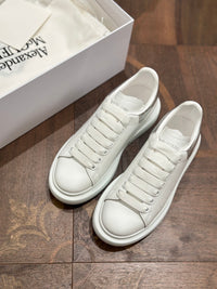 ALEXANDER MCQ Sneakers