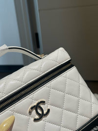 CC 26s Vanity Bag