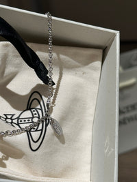 VW Necklace