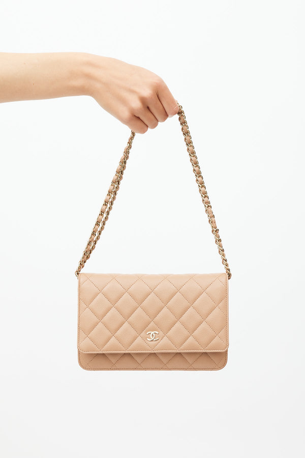 CC Beige Caviar Wallet On Chain GHW
