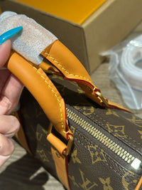 LOU Keepall Bandoulière 25 Bag