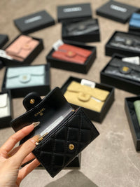 CC CF Cardholder
