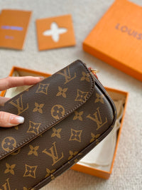 LOU Ivy Wallet On Chain