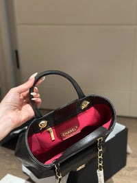CC 26P Tote Bag