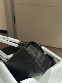 26s CF Maxi Flap Bag