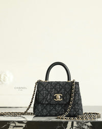 CC 26P Quilted Handle Clutch