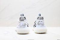 AD Yeezy Boost 350 V2