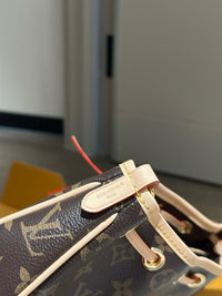 LOU Nano Frivole Bag