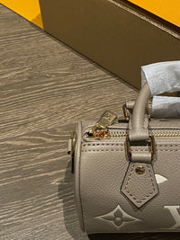 LOU Nano Bag